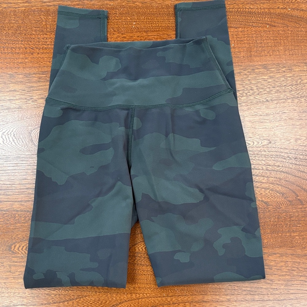 ALO Camouflage Leggings XS